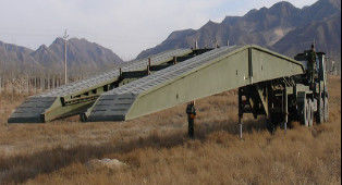 Iron Simple 55t Tracked Mechanized Bridge